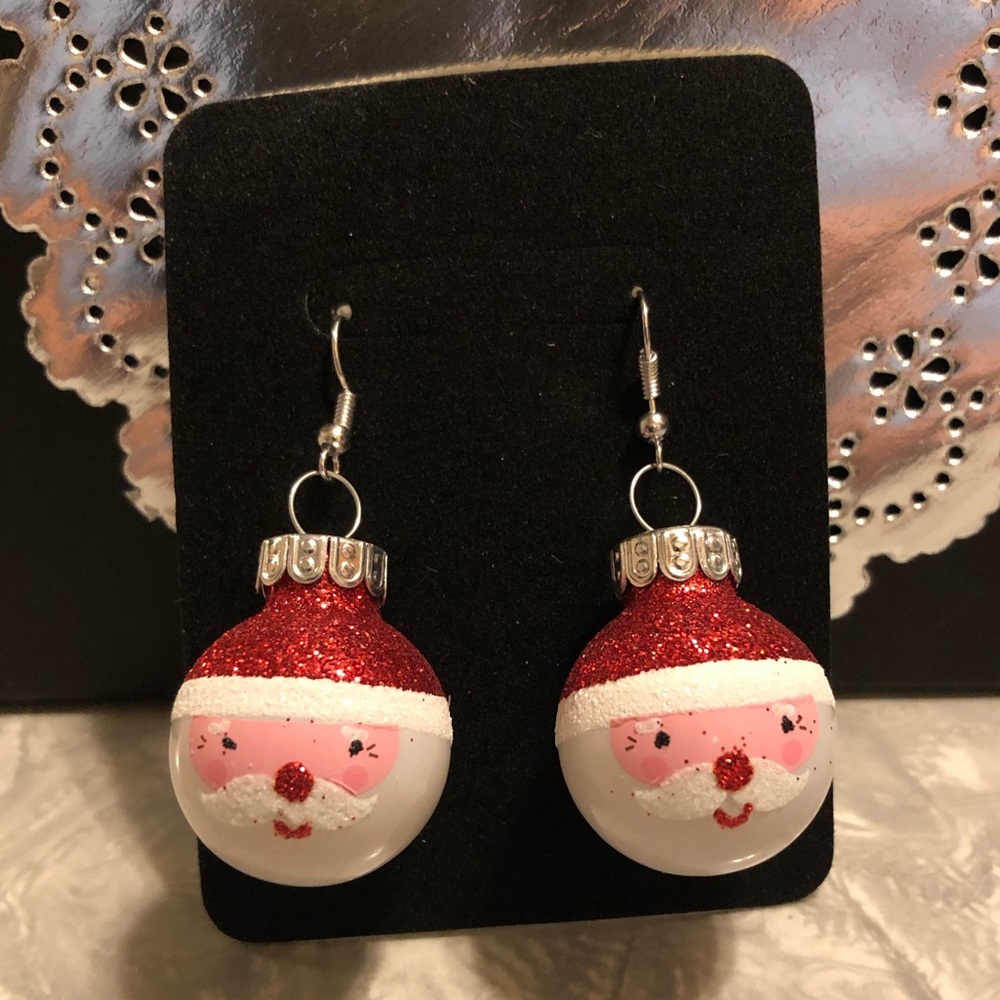 SANTA GLITTER GLASS BALL EARRINGS